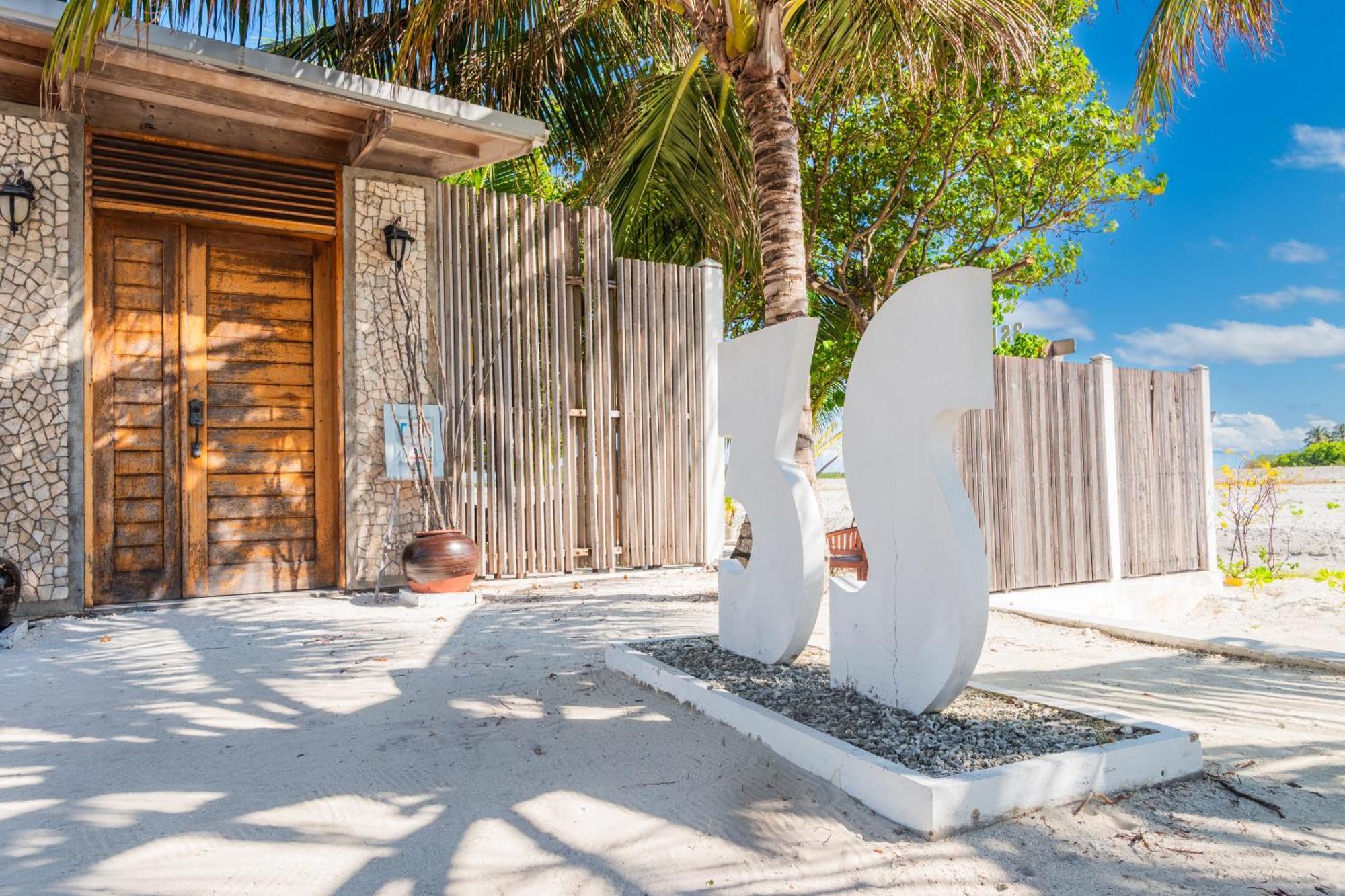 Wave Sound By 3S Maldives Ξενοδοχείο Addu City Εξωτερικό φωτογραφία